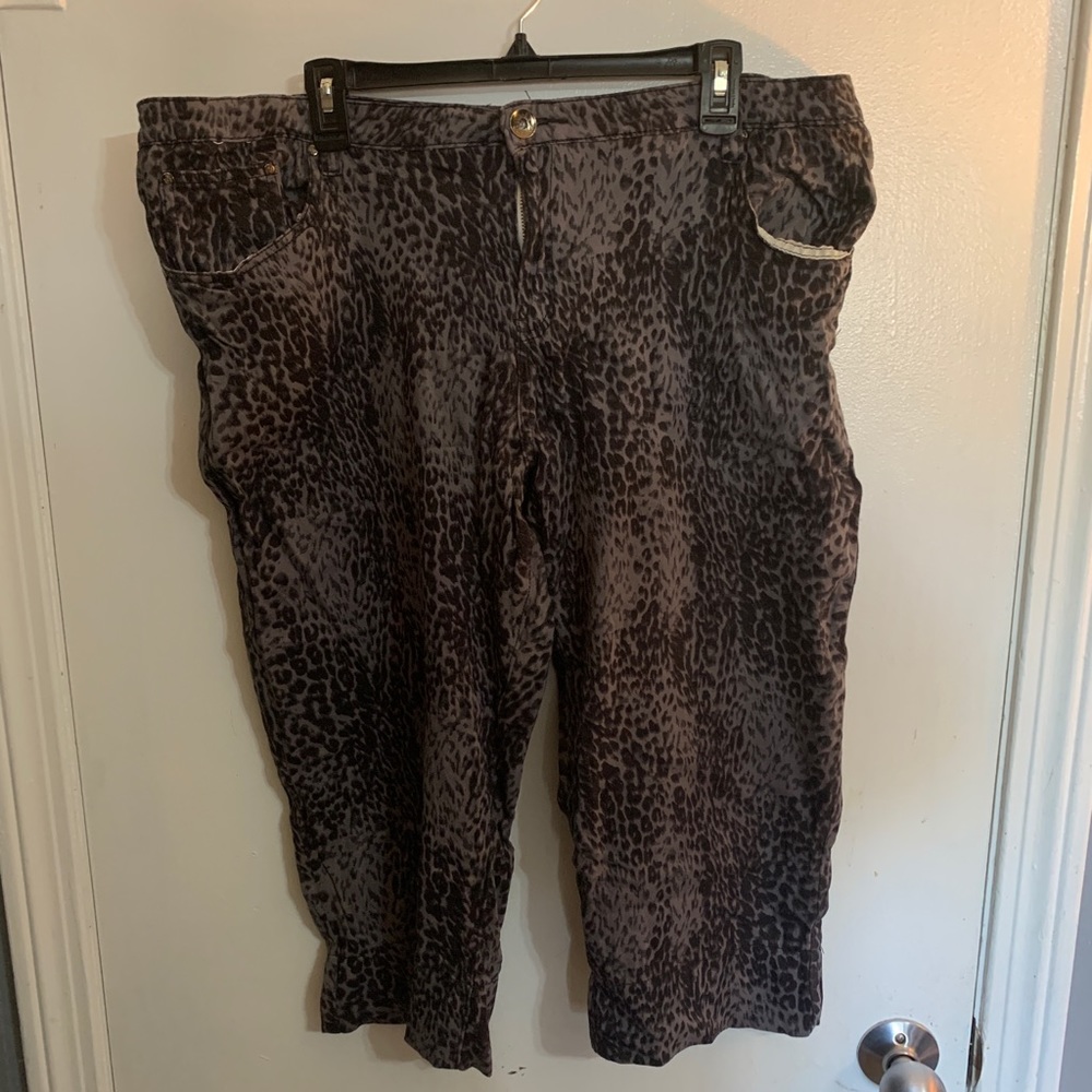 Women’s Capris